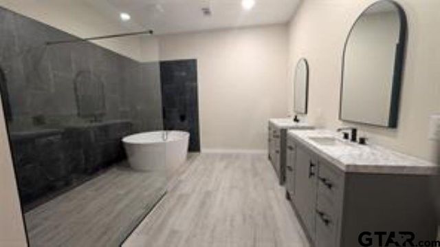 138 PVT RD. 8524, Van, TX 75790