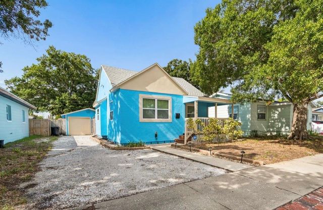 2120 43RD TERRACE N, St Petersburg, FL 33714