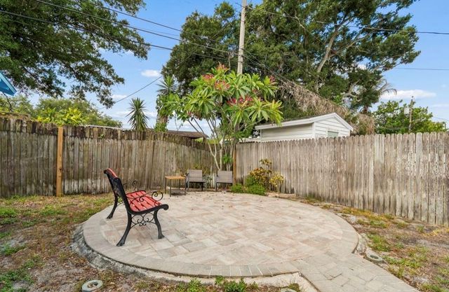 2120 43RD TERRACE N, St Petersburg, FL 33714