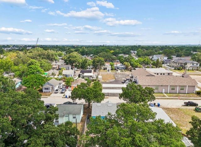 2120 43RD TERRACE N, St Petersburg, FL 33714