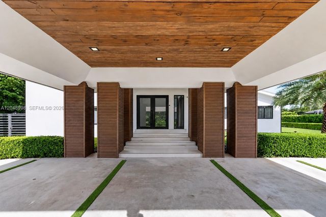 10506 SW 89 Place, Miami, FL 33176
