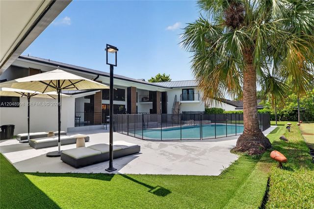 10506 SW 89 Place, Miami, FL 33176