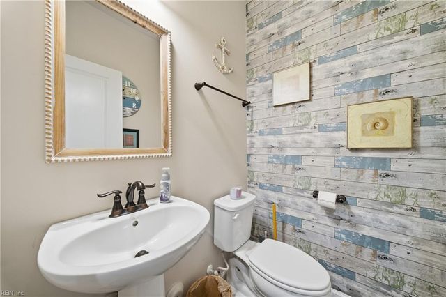 140 Independence CT, Suffolk, VA 23434