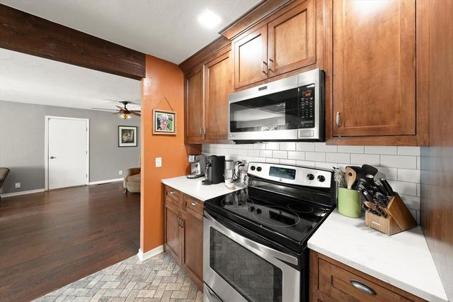 6801 N Shawnee Avenue, Oklahoma City, OK 73116