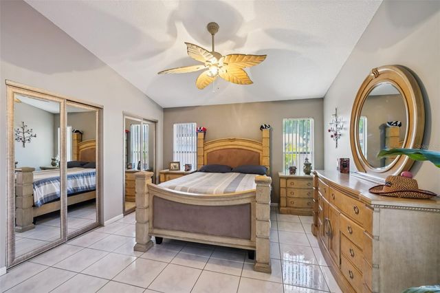 11178 OAKHAVEN DRIVE, Pinellas Park, FL 33782