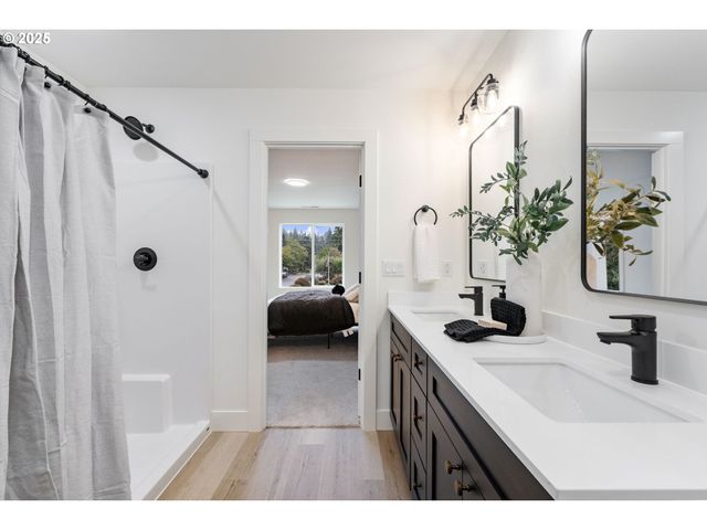 410 Ne 117th Ave, Vancouver, WA 98684