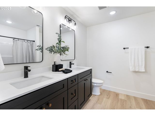 410 Ne 117th Ave, Vancouver, WA 98684