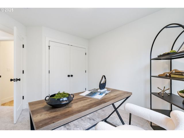 410 Ne 117th Ave, Vancouver, WA 98684