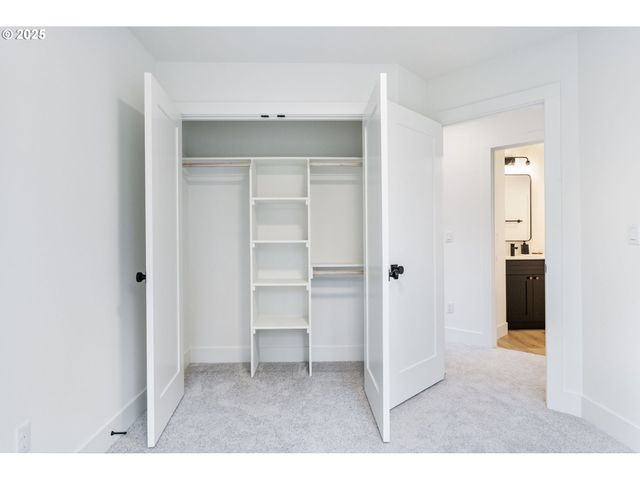 410 Ne 117th Ave, Vancouver, WA 98684