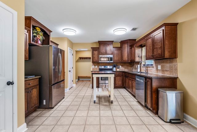 397 Owens Road, Fort Mitchell, AL 36856