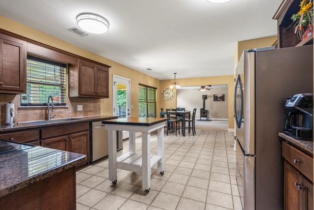 397 Owens Road, Fort Mitchell, AL 36856