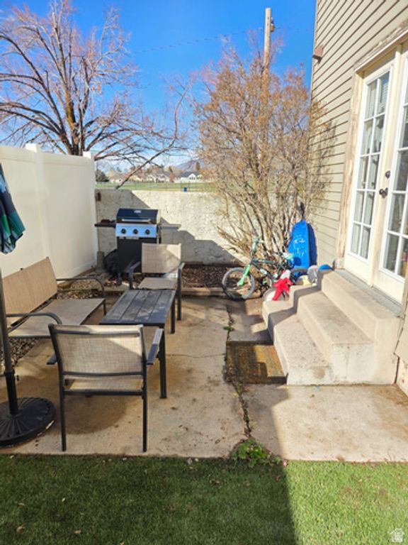 Image 21 of property listing at 150 E 735 S #23, Centerville, UT 84014