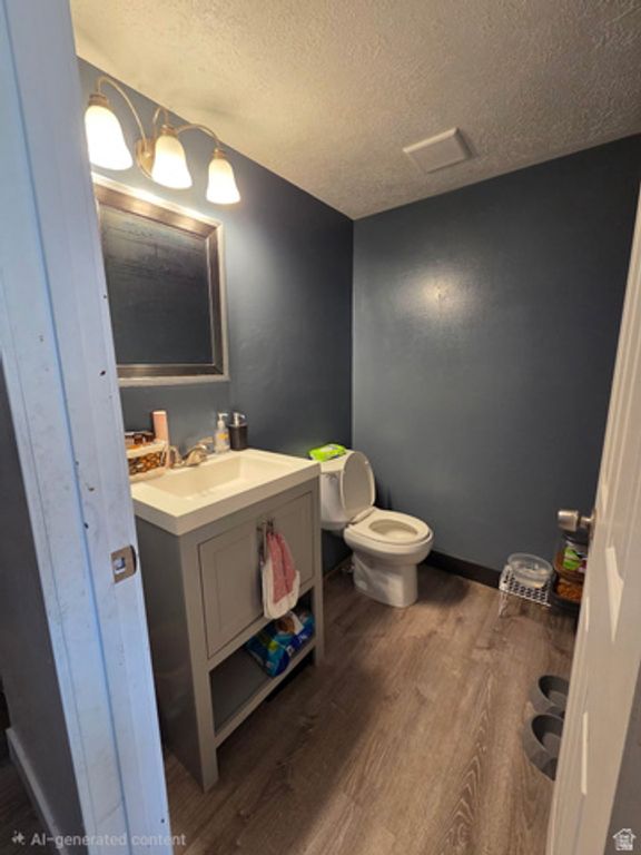 Image 8 of property listing at 150 E 735 S #23, Centerville, UT 84014