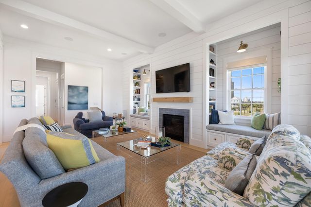 1650 Beachtown Drive, Galveston, TX 77550