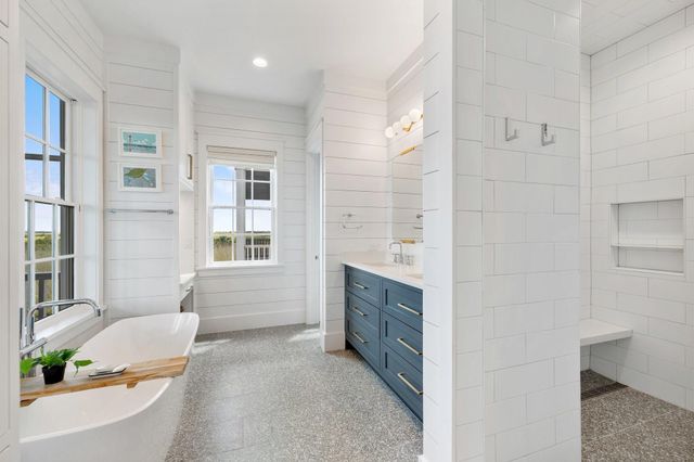 1650 Beachtown Drive, Galveston, TX 77550