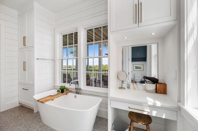 1650 Beachtown Drive, Galveston, TX 77550