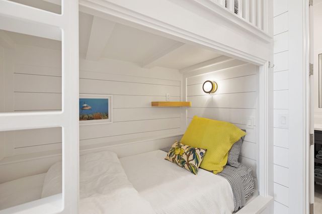 1650 Beachtown Drive, Galveston, TX 77550