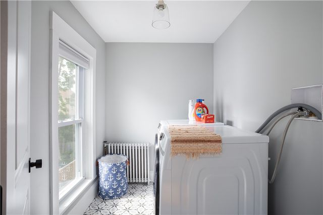 30 East Bowery Street, Newport, RI 02840