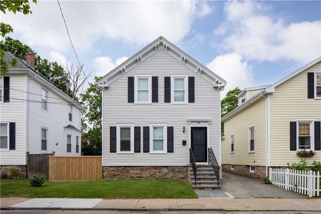 30 East Bowery Street, Newport, RI 02840