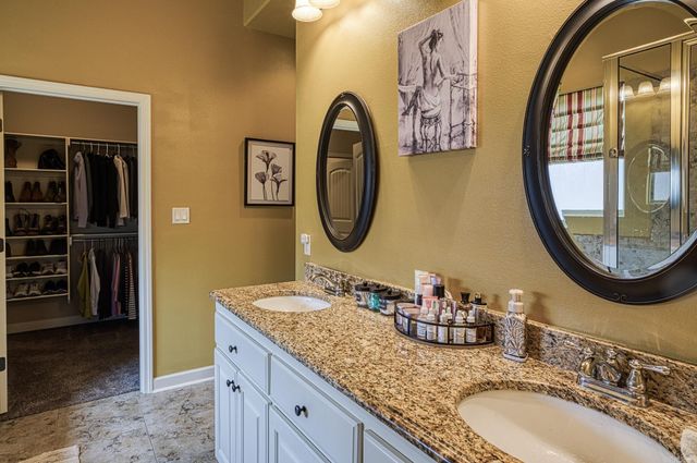 2 Algeciras Lane, Hot Springs Village, AR 71909