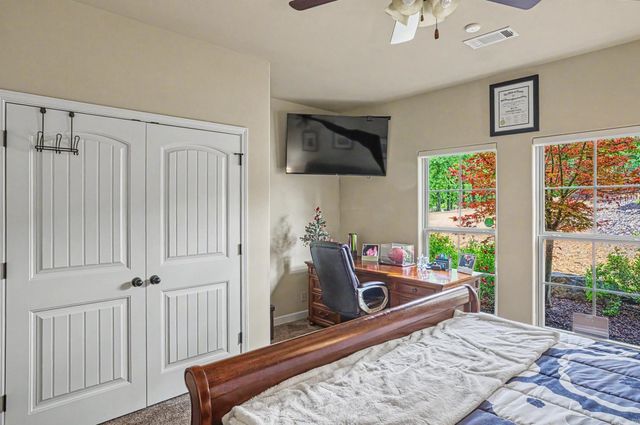 2 Algeciras Lane, Hot Springs Village, AR 71909