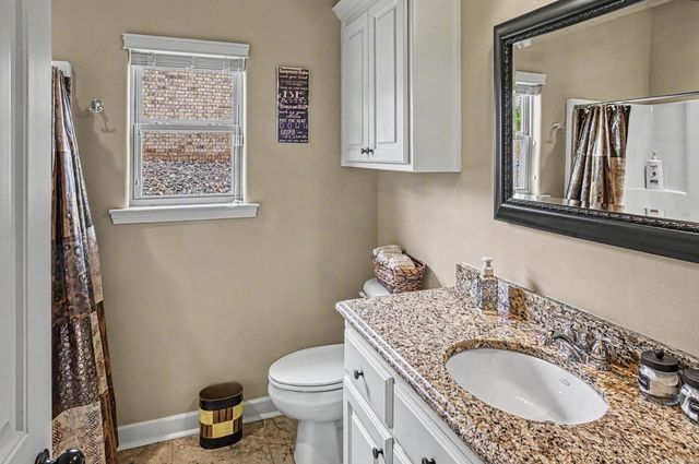 2 Algeciras Lane, Hot Springs Village, AR 71909