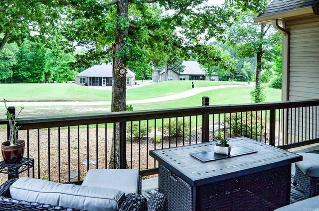 2 Algeciras Lane, Hot Springs Village, AR 71909