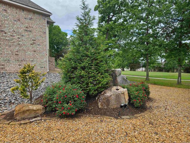 2 Algeciras Lane, Hot Springs Village, AR 71909