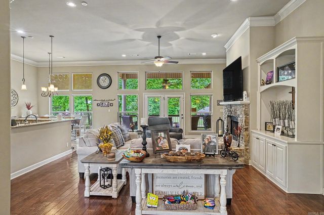2 Algeciras Lane, Hot Springs Village, AR 71909