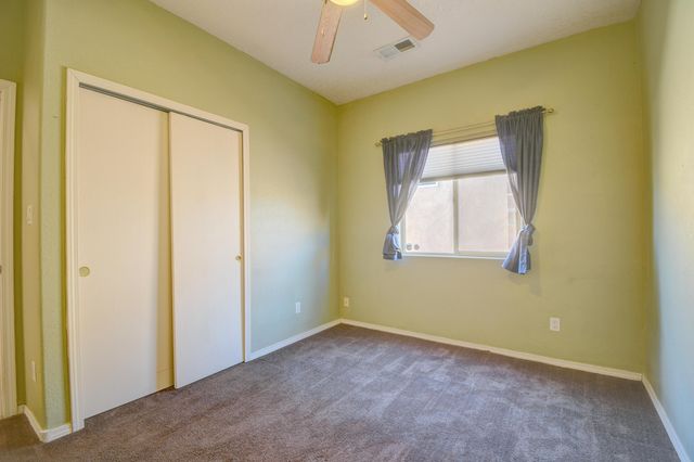 8427 Llano Vista Avenue SW, Albuquerque, NM 87121