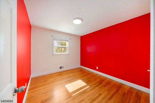 65 Shady Ln, Bridgewater Twp., NJ 08805