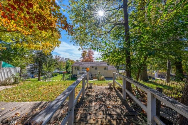 65 Shady Ln, Bridgewater Twp., NJ 08805