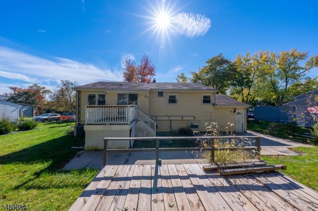 65 Shady Ln, Bridgewater Twp., NJ 08805