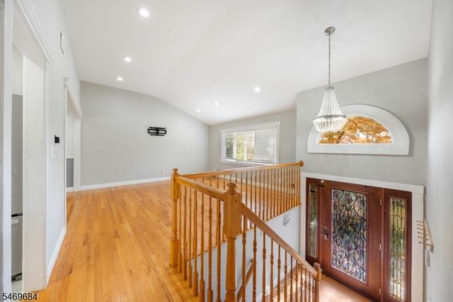 65 Shady Ln, Bridgewater Twp., NJ 08805