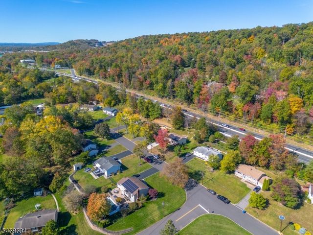 65 Shady Ln, Bridgewater Twp., NJ 08805