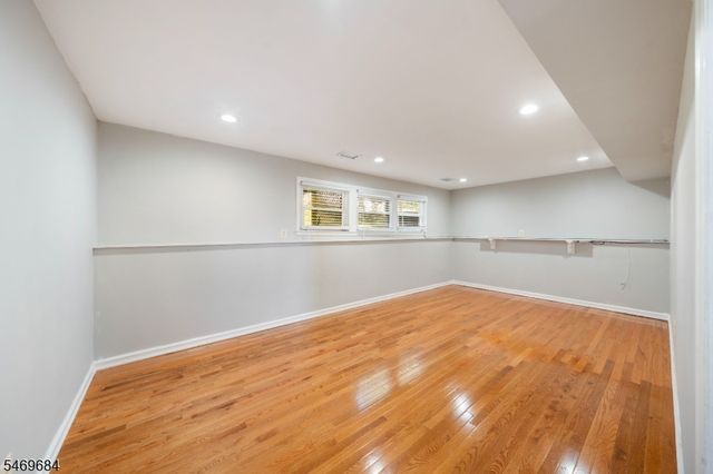65 Shady Ln, Bridgewater Twp., NJ 08805