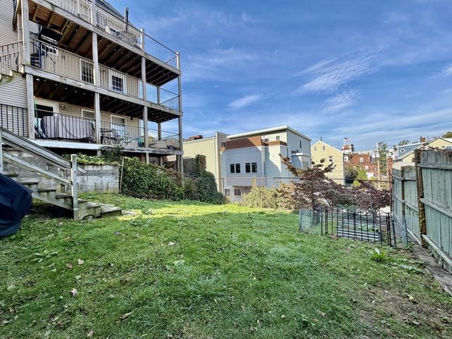 28 Saint Martin St. 1, Boston, MA 02129
