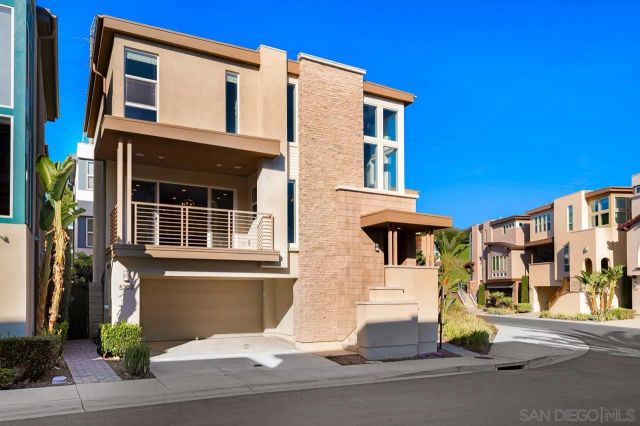 8352 Ridge Ct, San Diego, CA 92108