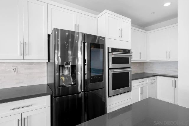 8352 Ridge Ct, San Diego, CA 92108