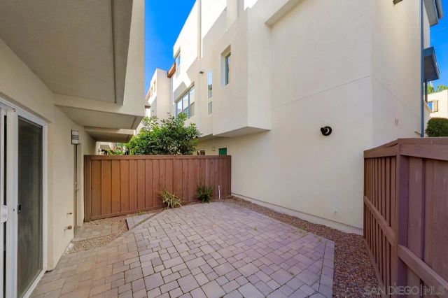 8352 Ridge Ct, San Diego, CA 92108