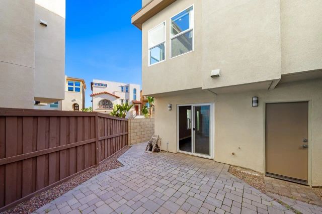 8352 Ridge Ct, San Diego, CA 92108