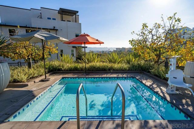 8352 Ridge Ct, San Diego, CA 92108