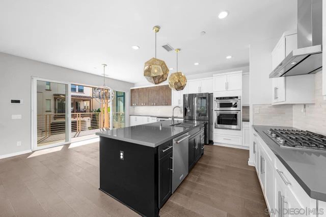 8352 Ridge Ct, San Diego, CA 92108