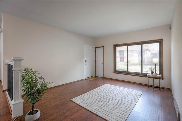 468 W 104th Street A, Kansas City, MO 64114