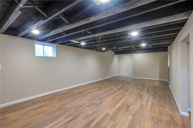 468 W 104th Street A, Kansas City, MO 64114