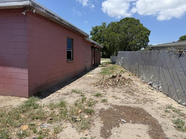 4415 BOOKER T DRIVE, Tampa, FL 33610
