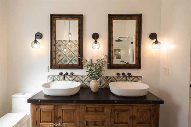 3109 Stanford, Venice, CA 90292