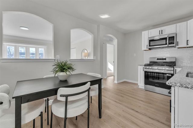 30558 Rustic Lane, Westland, MI 48186