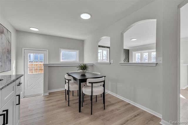 30558 Rustic Lane, Westland, MI 48186