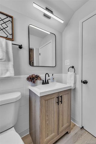 30558 Rustic Lane, Westland, MI 48186